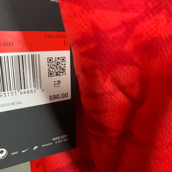 NIKE USA National Team Soccer Jersey (Size Small) - Picture 9 of 10